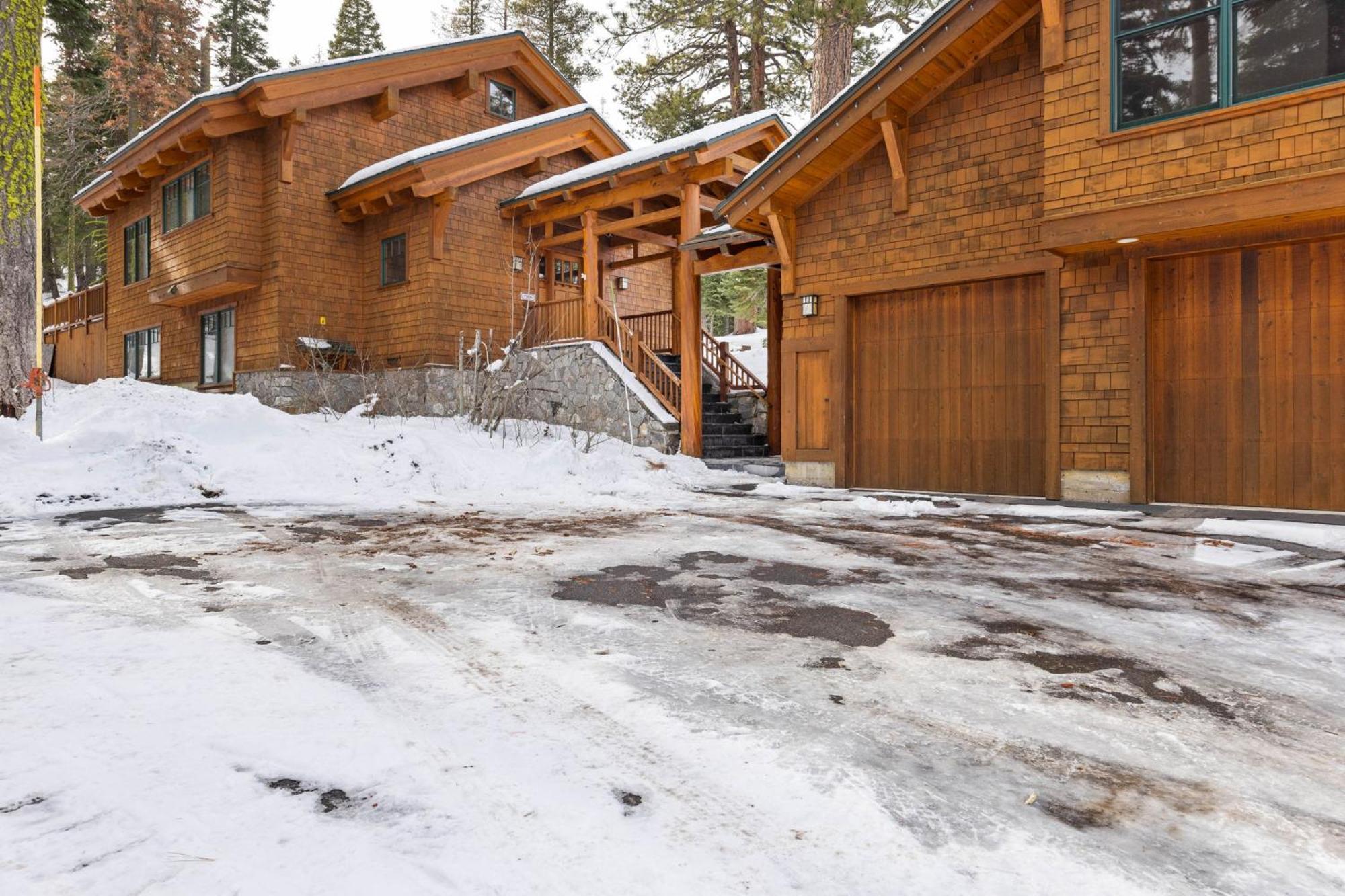 Copperleaf Lodge - Updated Alpine Meadows Chalet W Private Hot Tub, Ski Shuttle! Exterior photo