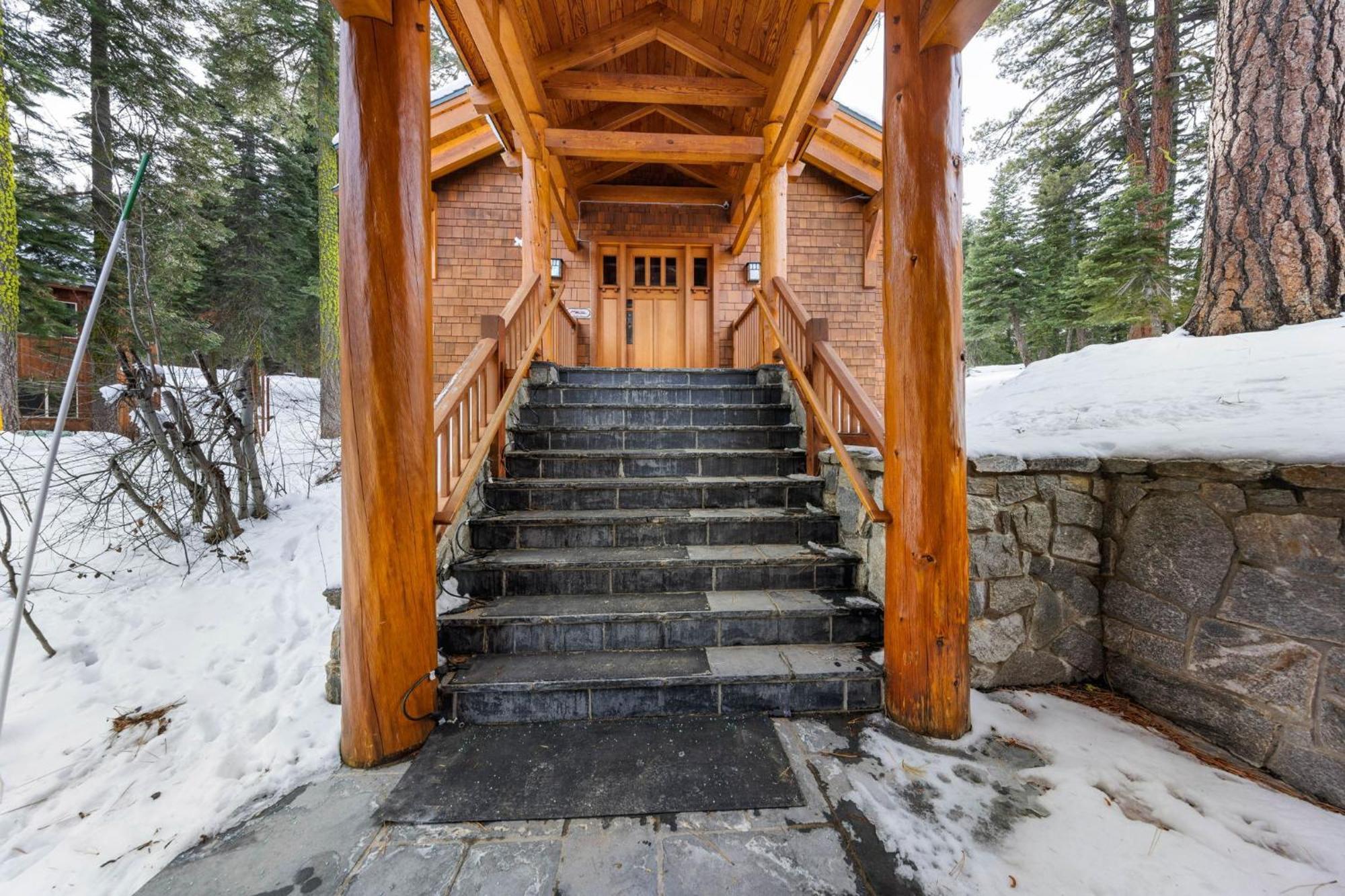 Copperleaf Lodge - Updated Alpine Meadows Chalet W Private Hot Tub, Ski Shuttle! Exterior photo